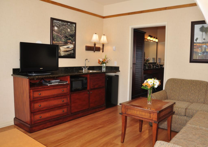 Oxford Suites Pismo Beach