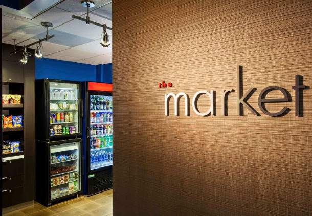 HOTEL COURTYARD MIAMI AVENTURA MALL