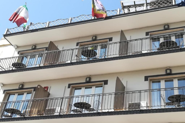 Las mejores ofertas de Hotel Leopardi NÁPOLES