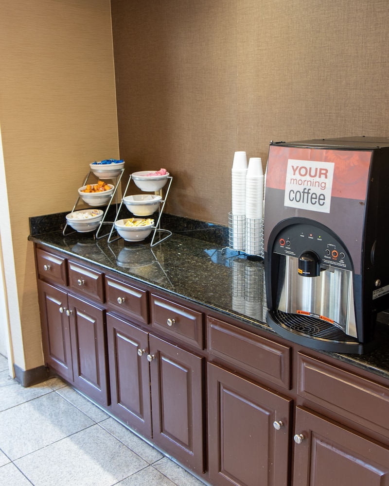 Red Roof Inn Indianapolis North