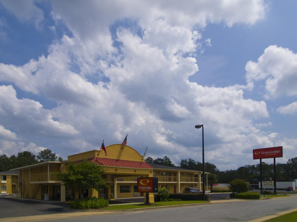 Las mejores ofertas de Econo Lodge Inn & Suites at Ft. Benning Columbus 
