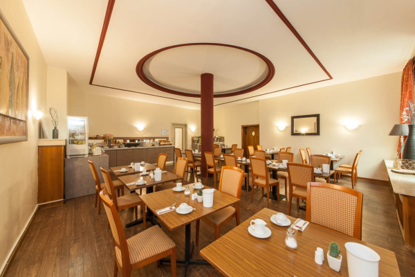 Las mejores ofertas de Novum Hotel Plaza Dusseldorf