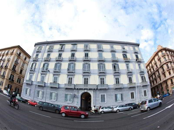 Las mejores ofertas de H Rooms Boutique Hotel NÁPOLES