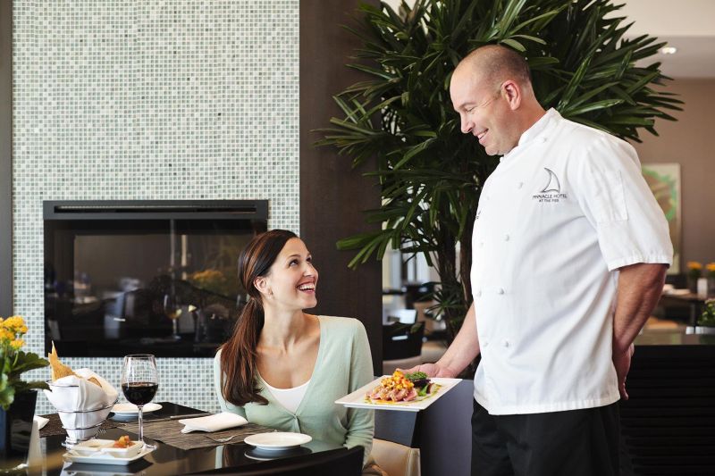 Pinnacle Hotel At The Pier