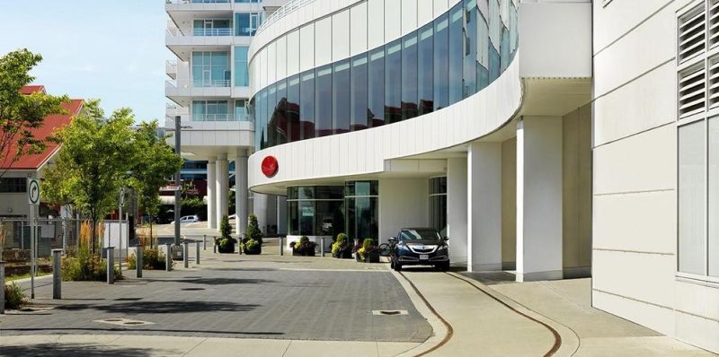 Pinnacle Hotel At The Pier