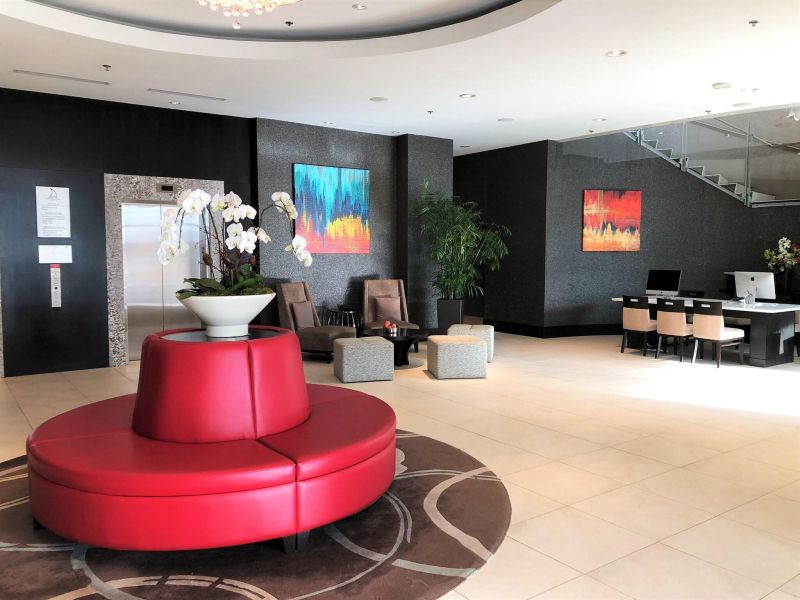 Pinnacle Hotel At The Pier