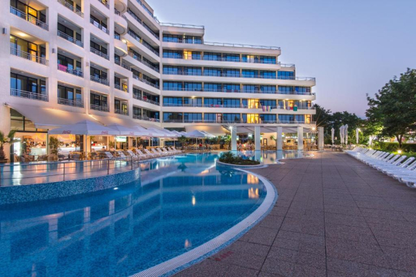 Las mejores ofertas de Four Points by Sheraton Sunny Beach SUNNY BEACH
