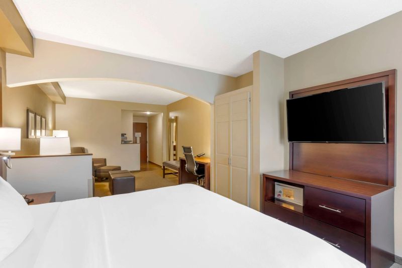 Comfort Suites Near Penn State