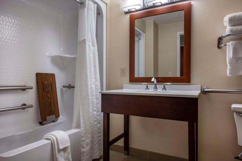 Comfort Suites Near Penn State