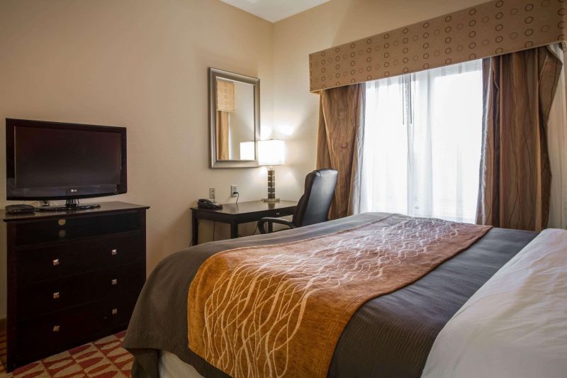 Comfort Inn & Suites Gordon Hwy