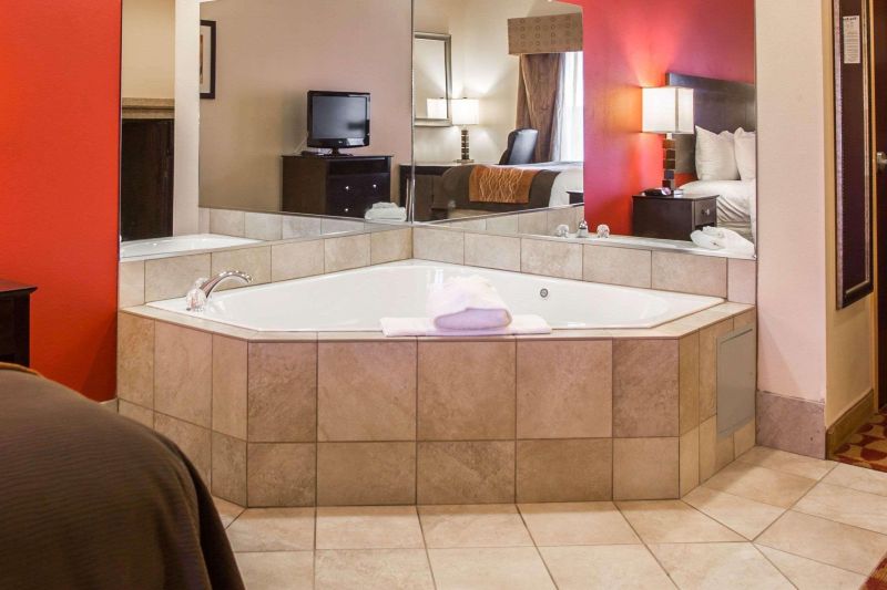 Comfort Inn & Suites Gordon Hwy