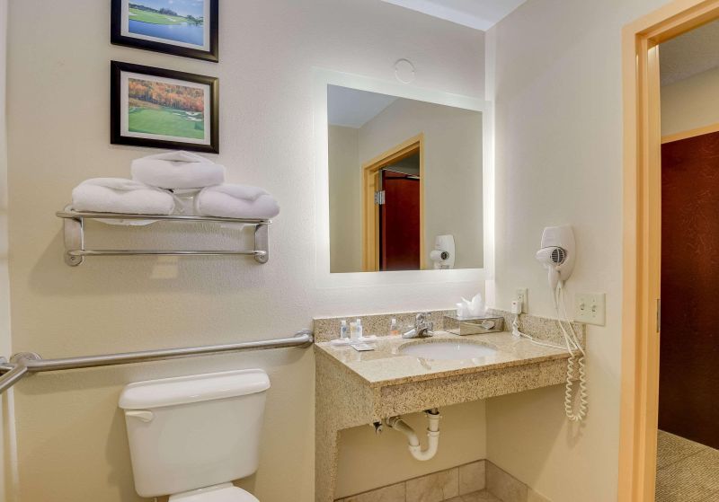 Comfort Inn & Suites Gordon Hwy