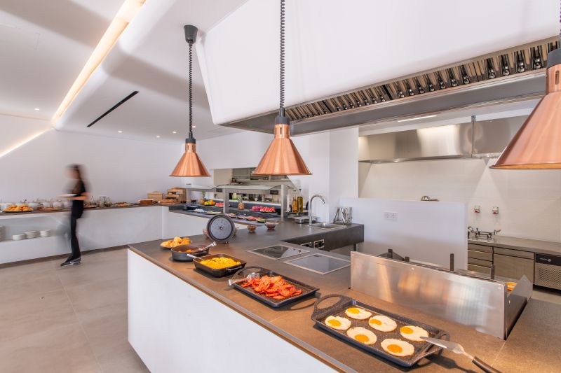 Mika Villas & Suites