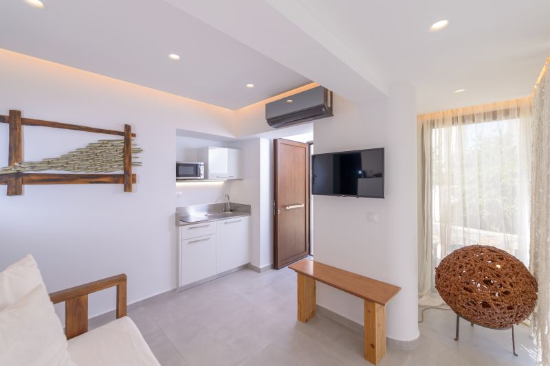 Mika Villas & Suites