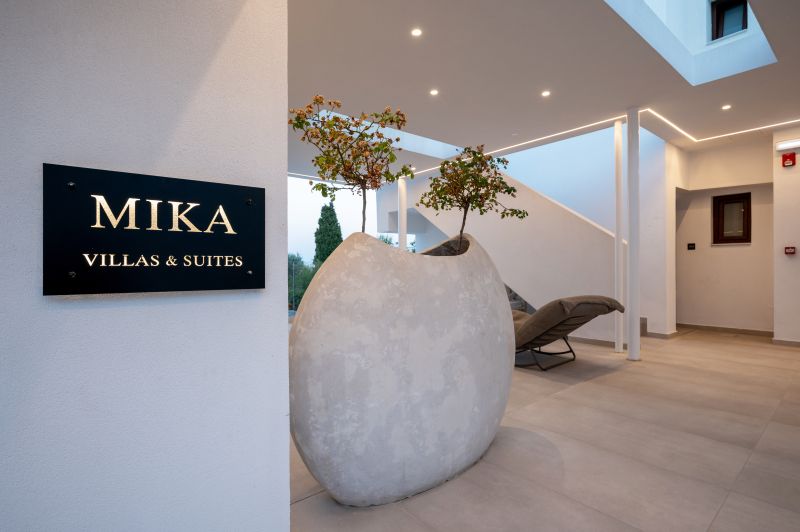 Mika Villas & Suites