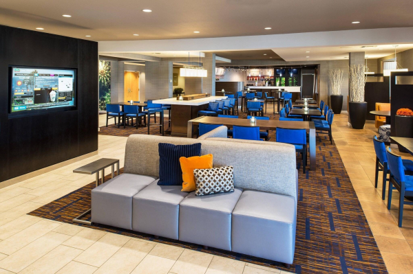Las mejores ofertas de Courtyard By Marriott Palm Desert Palm Springs 
