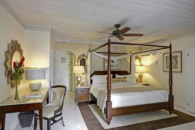 Colony Club By Elegant Hotels