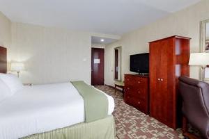 Holiday Inn Express Staten Island