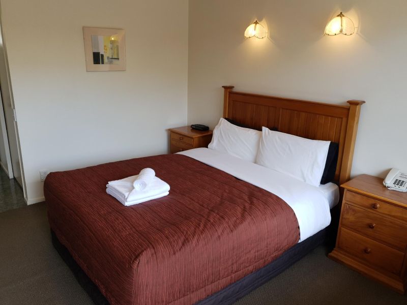 Rosewood Court Motel