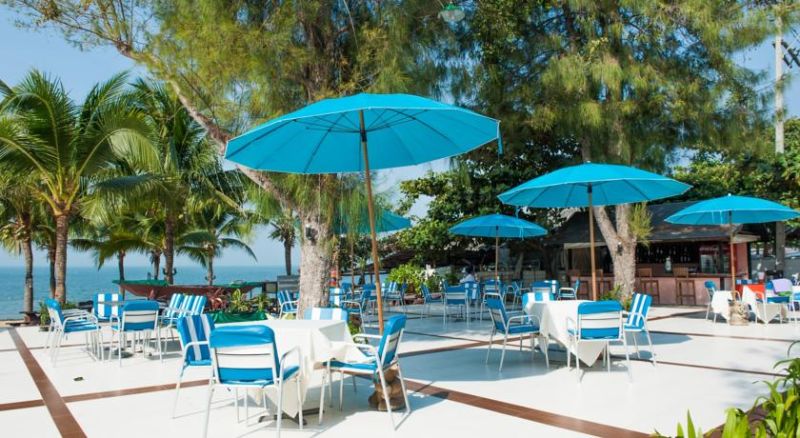 Pinnacle Grand Jomtien Resort & Beach Club