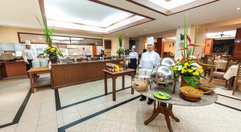 Pinnacle Grand Jomtien Resort & Beach Club