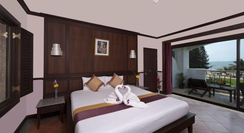 Pinnacle Grand Jomtien Resort & Beach Club