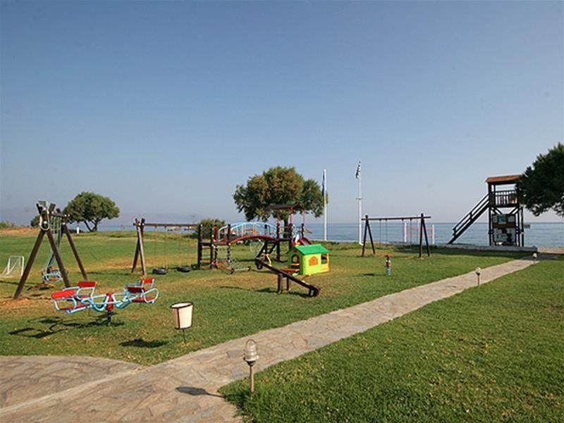 Geraniotis Beach