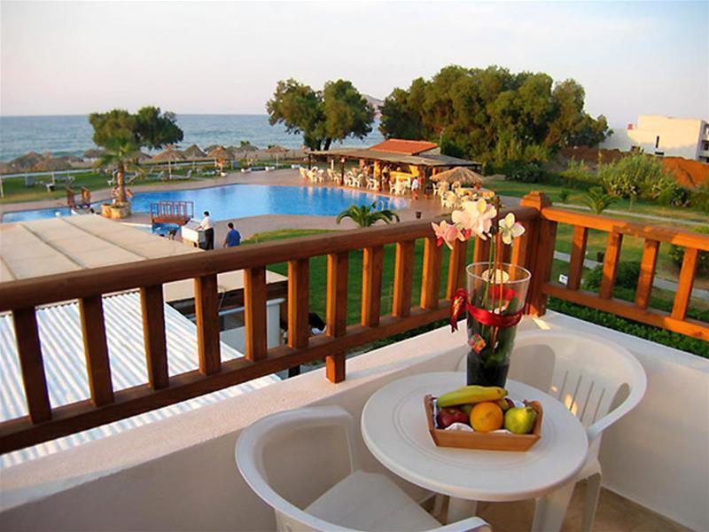 Geraniotis Beach