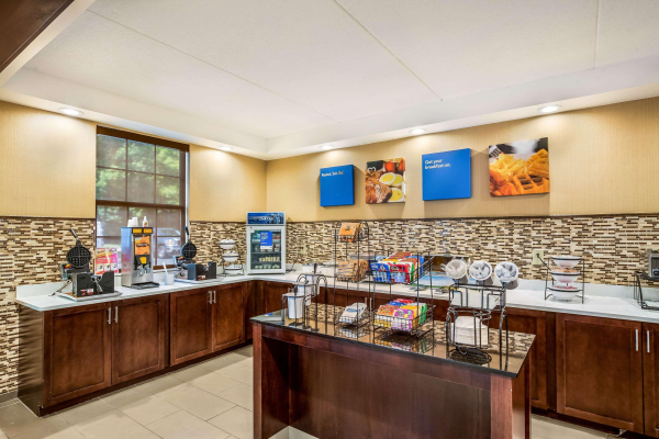 Las mejores ofertas de Comfort Inn Newport News - Hampton I-64 Williamsburg 