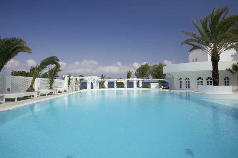 Thalassa Seaside Resort & Suites