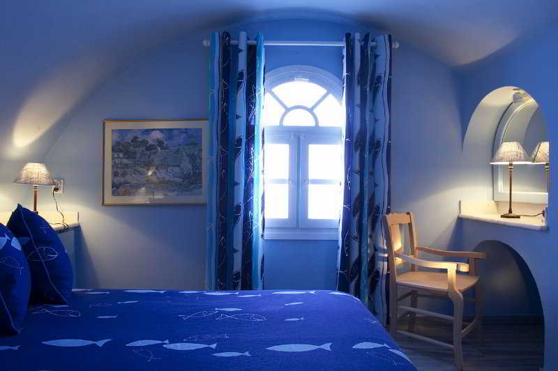Thalassa Seaside Resort & Suites