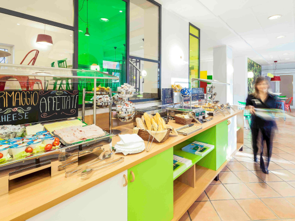 Las mejores ofertas de Ibis Styles Napoli Garibaldi NÁPOLES