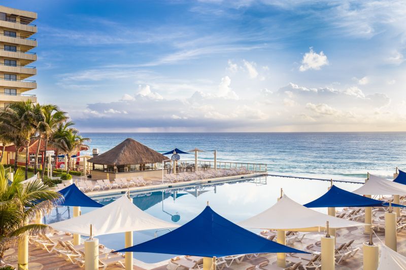 Crown Paradise Club Cancun All Inclusive