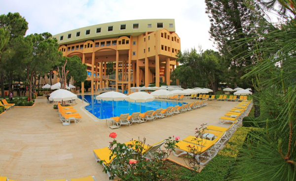 Las mejores ofertas de Labranda Excelsior Side Side