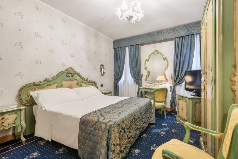 Hotel Montecarlo