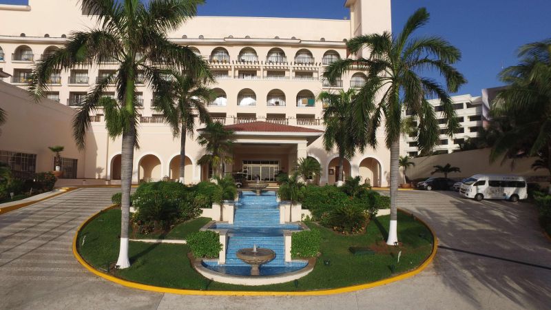 GR Solaris Cancun All Inclusive