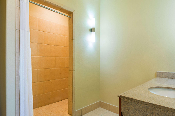 Las mejores ofertas de Comfort Suites Lake Charles Lake Charles 