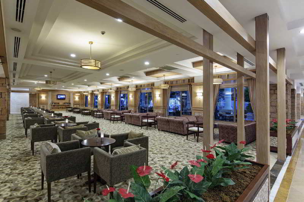 Las mejores ofertas de Alba Queen Hotel Side