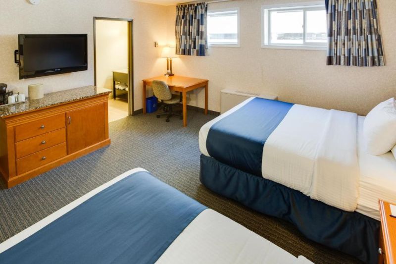 West Wing at Park Town Hotel