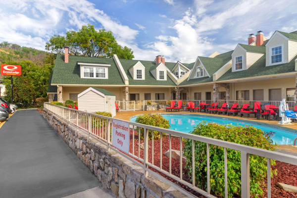 Las mejores ofertas de Econo Lodge Inn & Suites at the Convention Center Gatlinburg 
