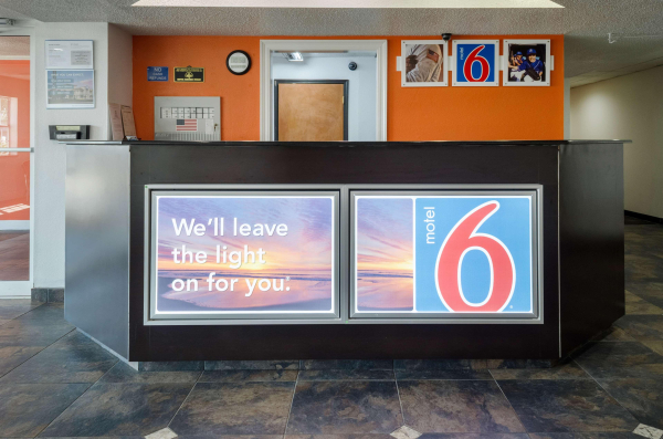 Las mejores ofertas de Motel 6 Mobile Mobile 