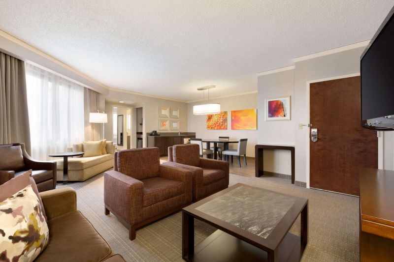 Embassy Suites Chicago North Shore Deerfield