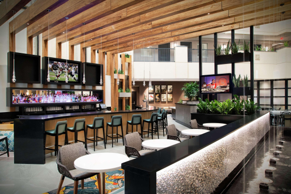 Las mejores ofertas de Embassy Suites Orlando - Airport  Orlando 
