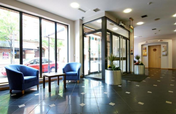 Las mejores ofertas de Belfast Central Travelodge Belfast