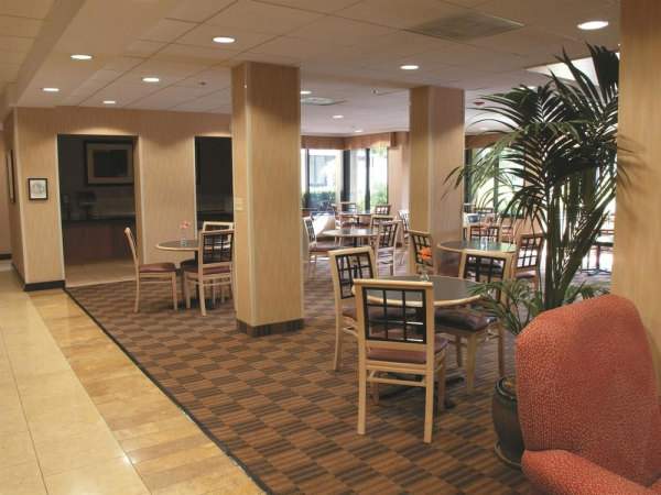 Las mejores ofertas de LA QUINTA INN THOUSAND OAKS NEWBURY PARK Thousand Oaks 