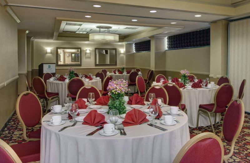 Embassy Suites by Hilton West Palm Beach Central