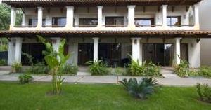 Tropical Gardens Suites & Apartments