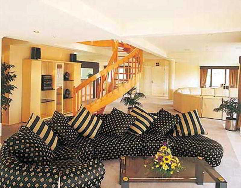 Chateau Blanc Suites A Clarion Collection