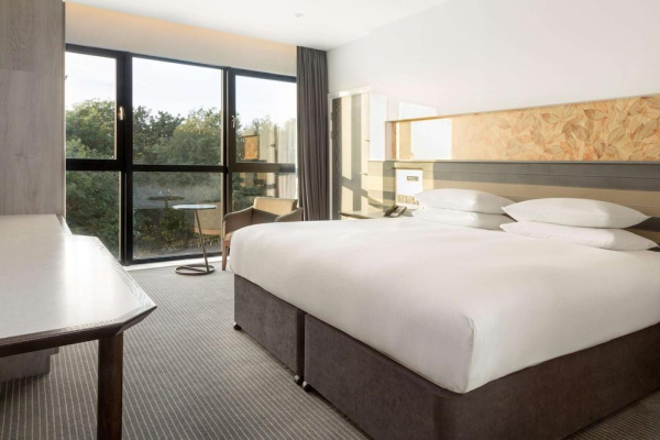 Las mejores ofertas de DoubleTree by Hilton Edinburgh - Queensferry Crossing Edimburgo