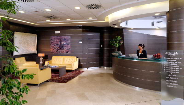 Las mejores ofertas de Aemilia Hotel Bologna BOLONIA